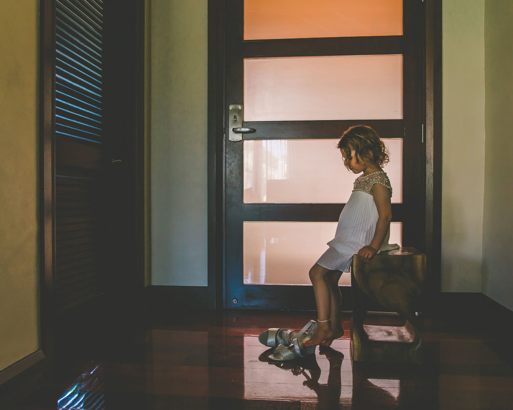 Flower girl with Brides shoes 