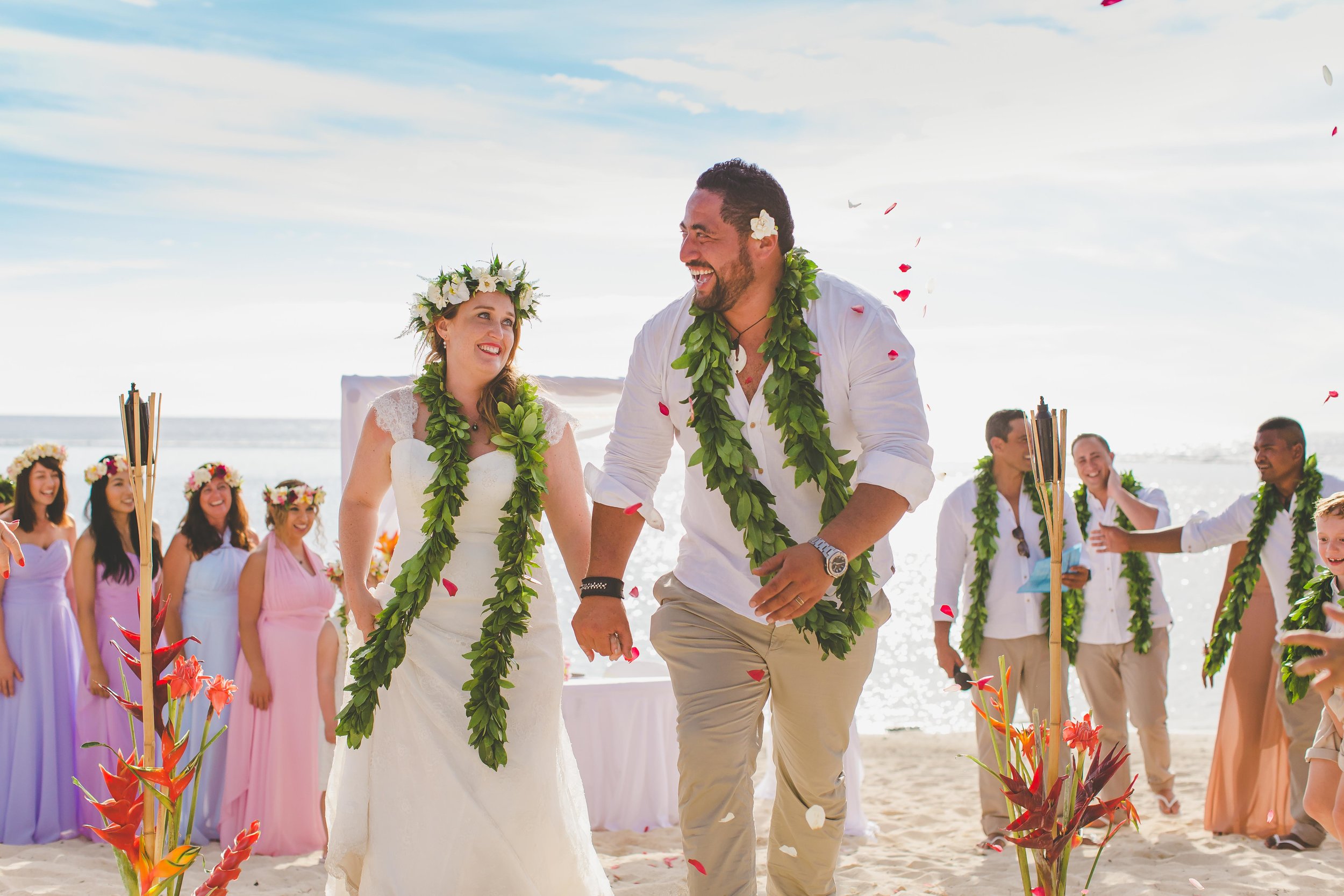 Rarotonga flower confetti 