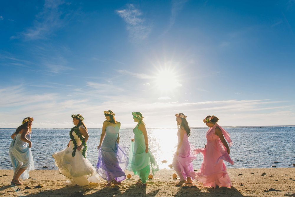 tropical bridal party cook islands 