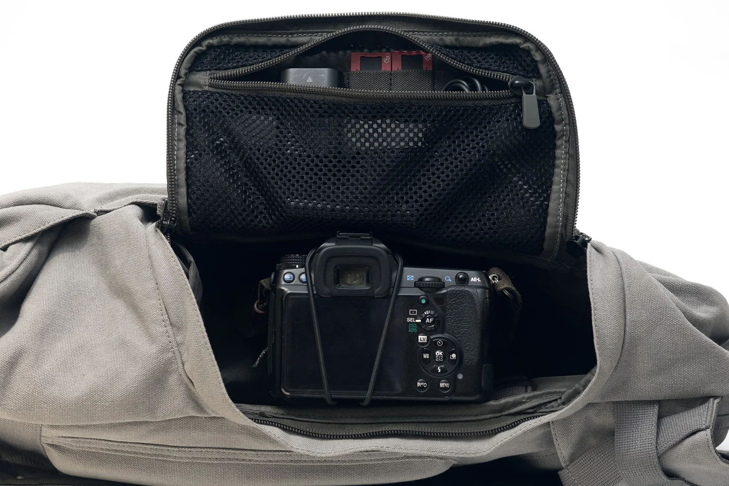 Shown with MULTIPOUCH-SMALL attached internally (Flap removed)
