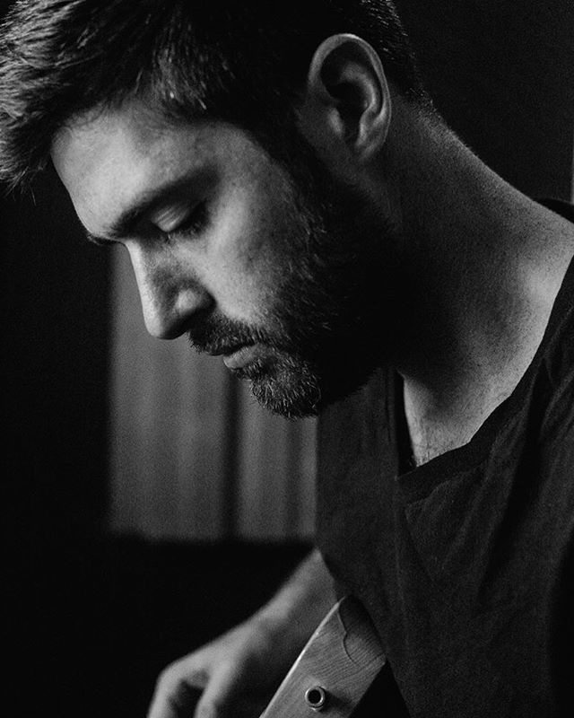 🎚🎛🎚🎛 📸: @chrisgoody23 
#cleveland #studio #guitar #engineer #producer #mixer #music #telecaster #xiv #oldiebutgoody