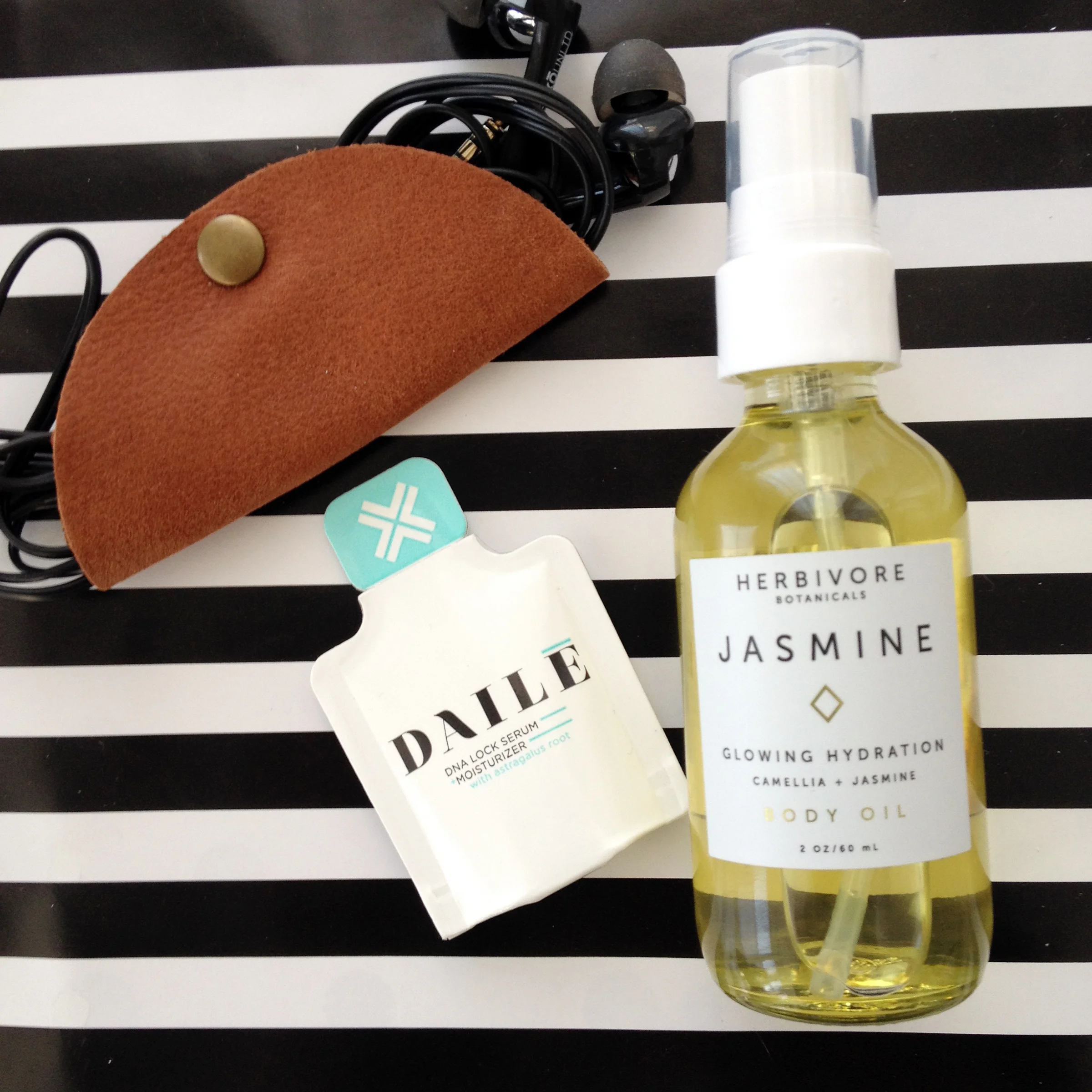 This Is Ground gave us these cute leather cord tacos to keep our cords organized. Every PR girl needs this! I can't tell you how many tangled headphones and chargers I had in my bag before these little leather organizers of joy came into my life. DAILE and Herbivore Botanicals are restoring hydration. As PR girls, sometimes we are so overworked, we slack a bit on taking care of ourselves, including hydrating our skin. But with packaging this cute and products that make our skin feel so supple, there is no way to forget this step anymore, no matter how busy we get. If you catch me smelling my forearm on the train, it's because I'm addicted to this Jasmine scent. And with DAILE, seriously, my skin has never been more moisturized, despite the winter weather!