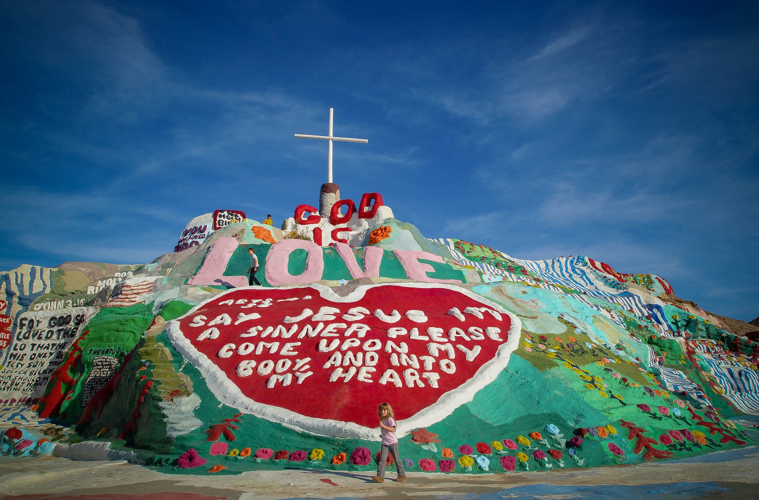 Salvation Mountain i (1 of 1).jpg