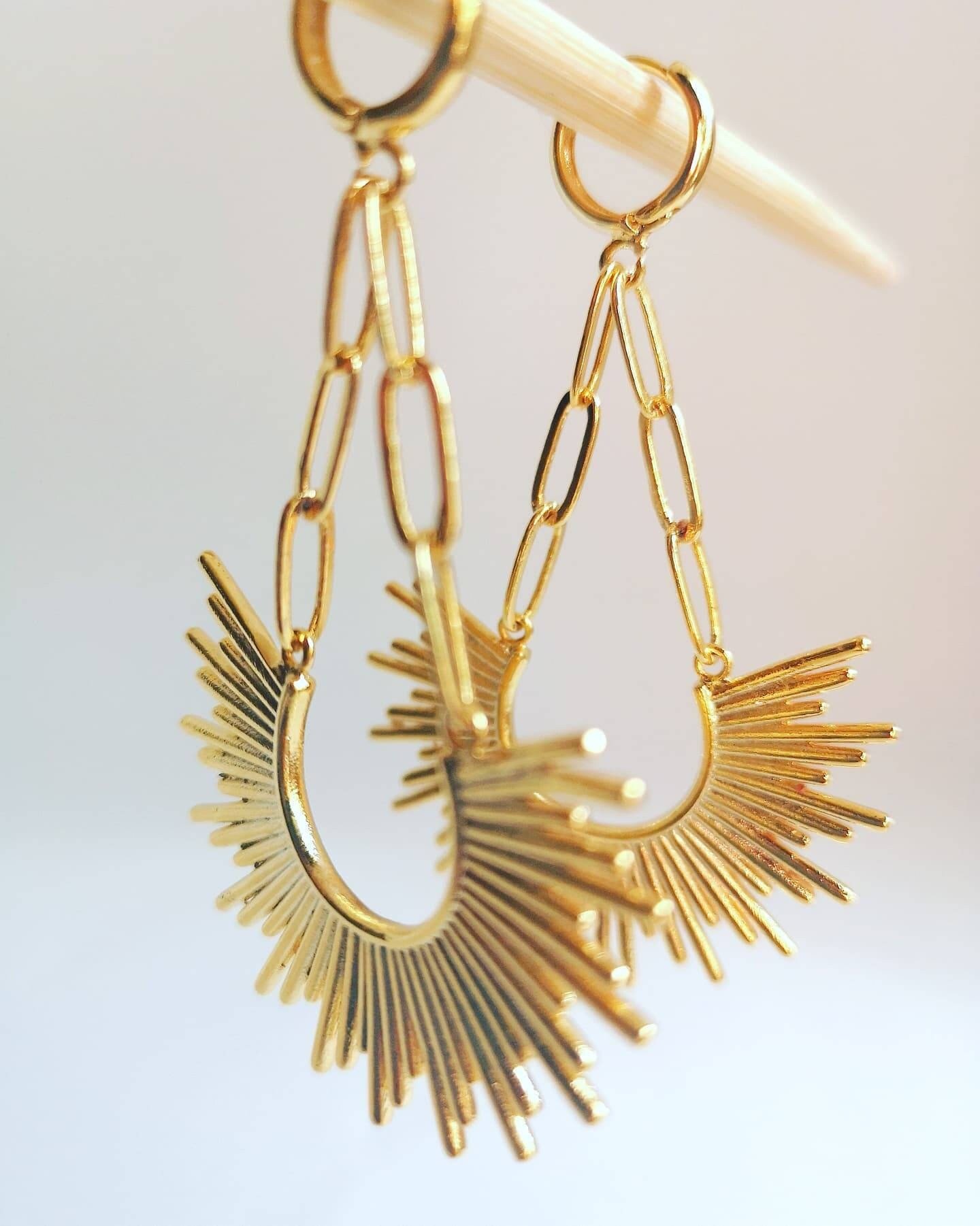 https://i.etsystatic.com/6309460/r/il/b170be/3223035142/il_fullxfull.3223035142_qknu.jpg