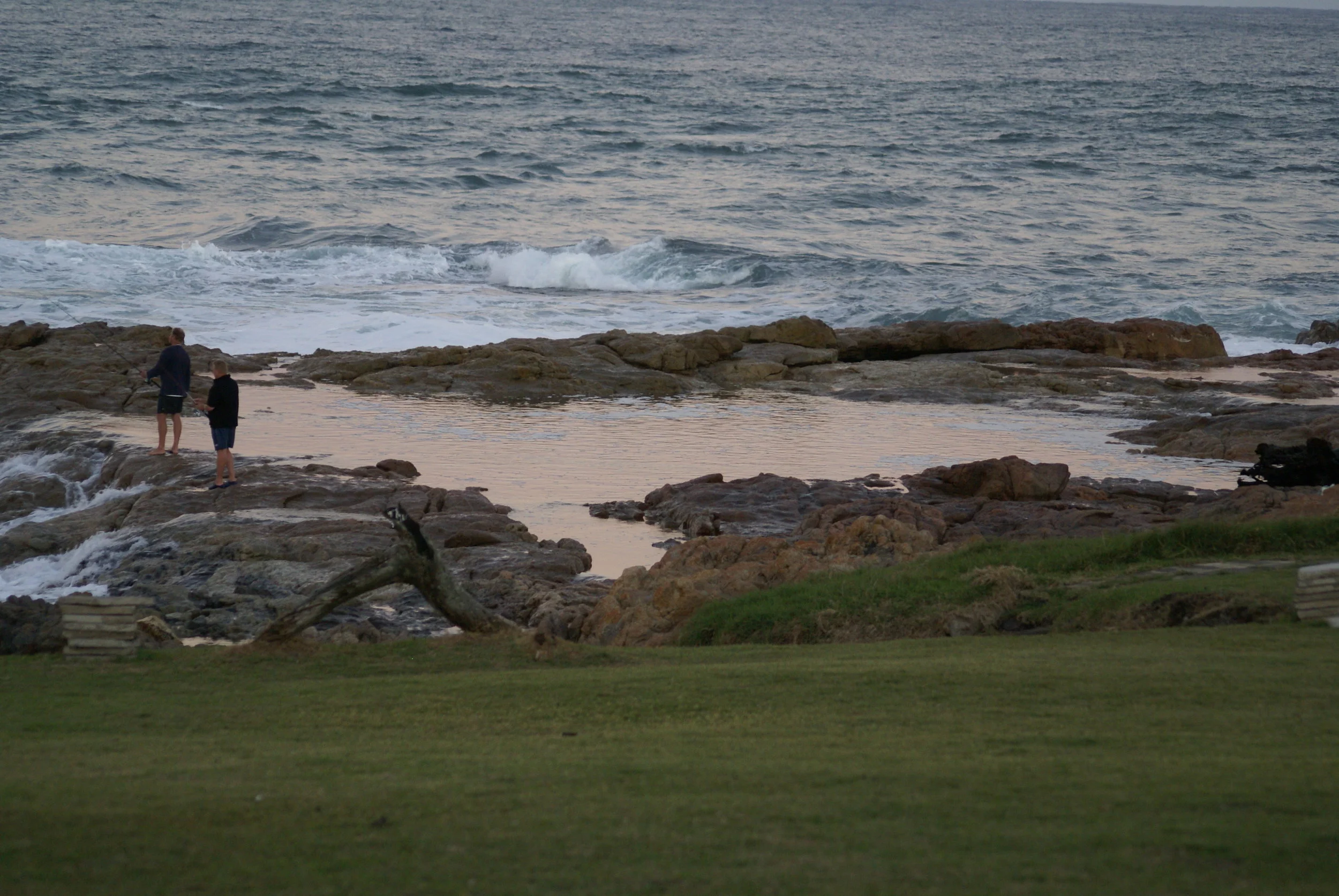 Tips for making sure your holiday with friends is smooth sailing.