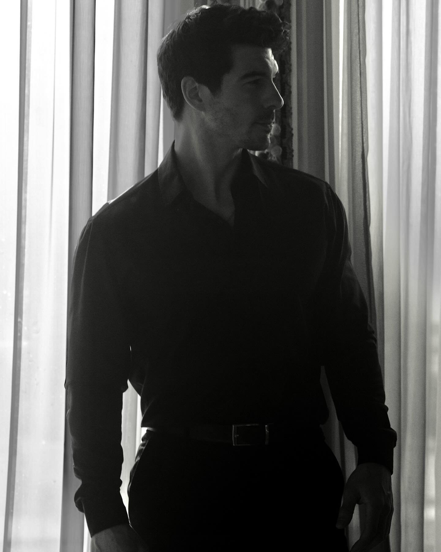 🤫

Luca Blackwood in &quot;All I Am.&quot; Coming soon...Check it out at www.alliamfilm.com
*
*
*
*
*
*
*
*
*
*
*
*
#acting #actor #actorslife #theatre #film #tv #photography #model #modeling #drama #art #hollywood #love #reelshort #vampire #la