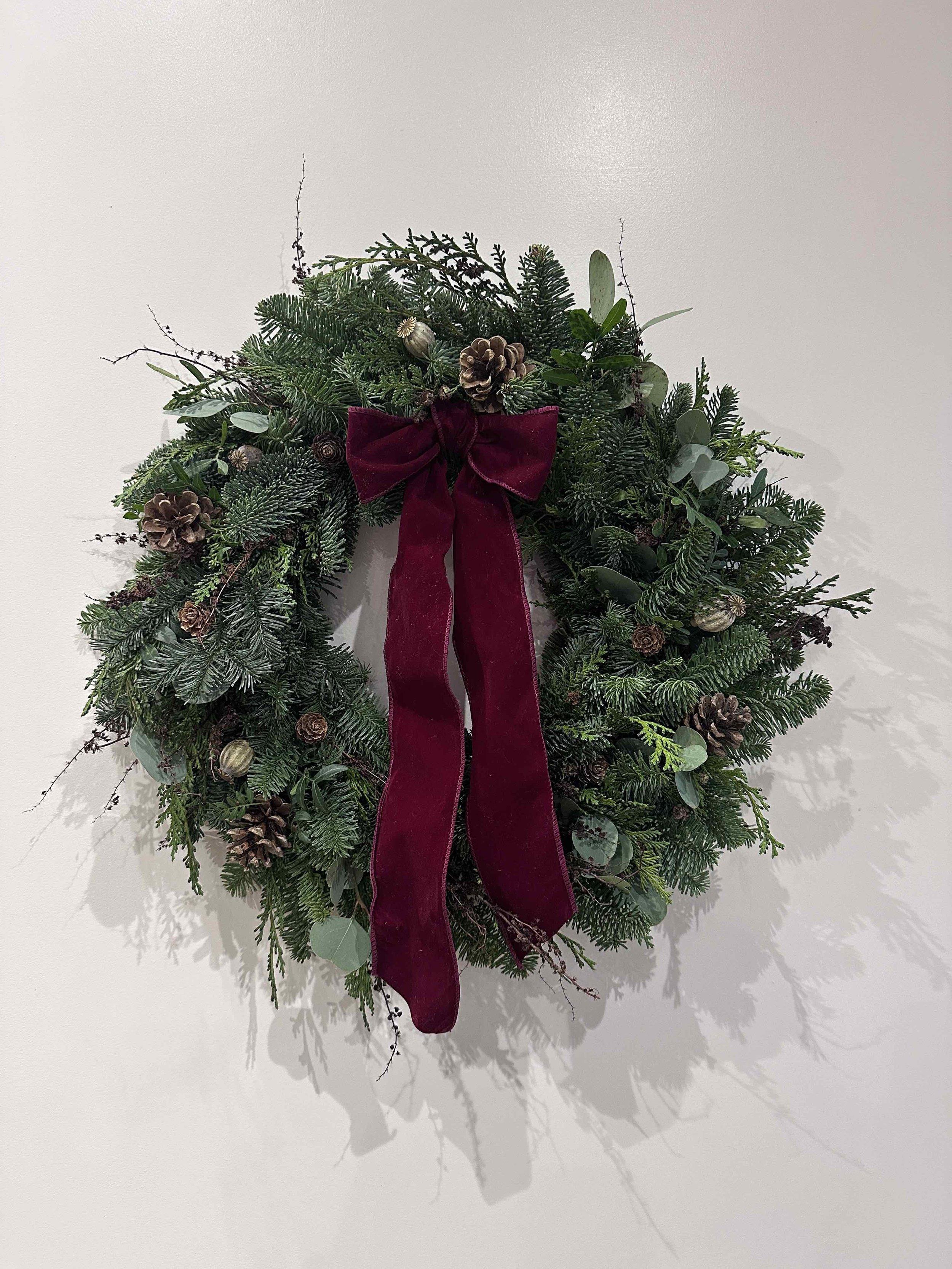 CREATIVE KIN WREATH MAKING