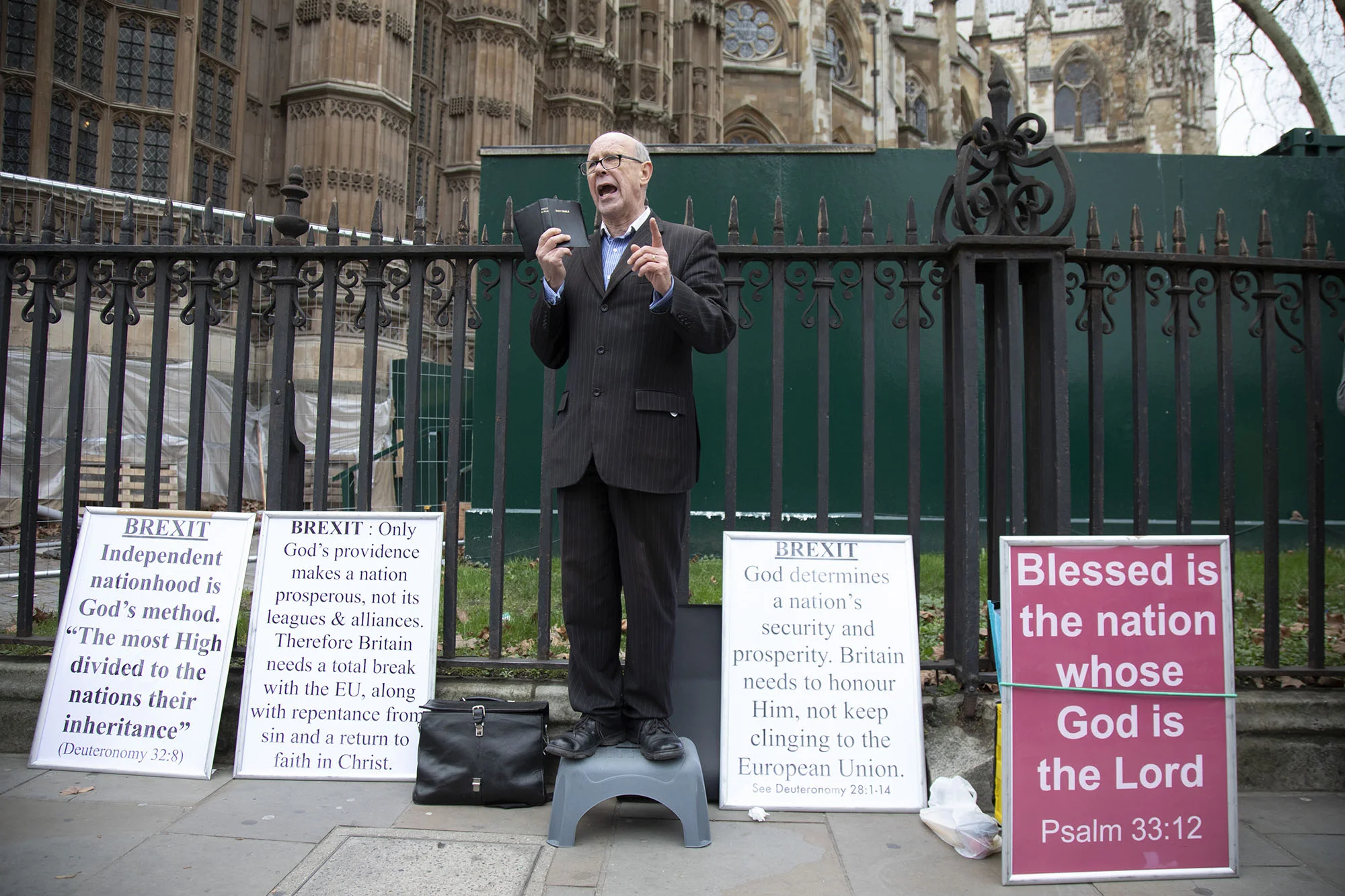 God backs the Leave campaign according to this man on the day of the first ‘meaningful vote’ when MPs will back or reject the Prime Minister’s Brexit Withdrawal Agreement on 15th January 2019.