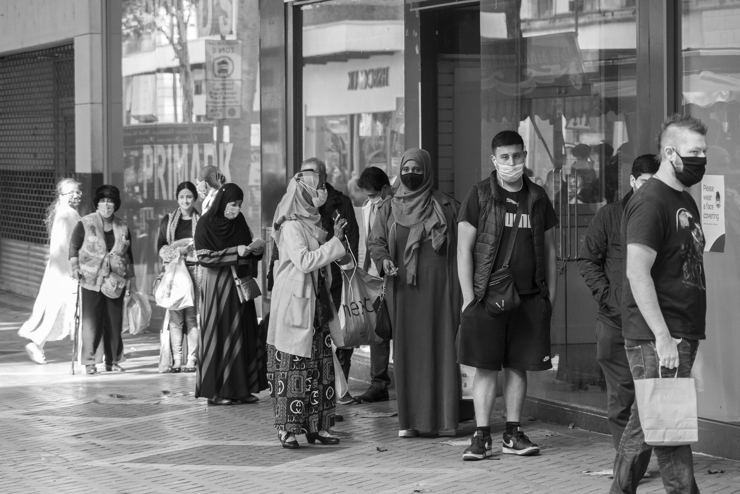  New Street queue as increased lockdown measures are announced. September 2020. City Centre. 