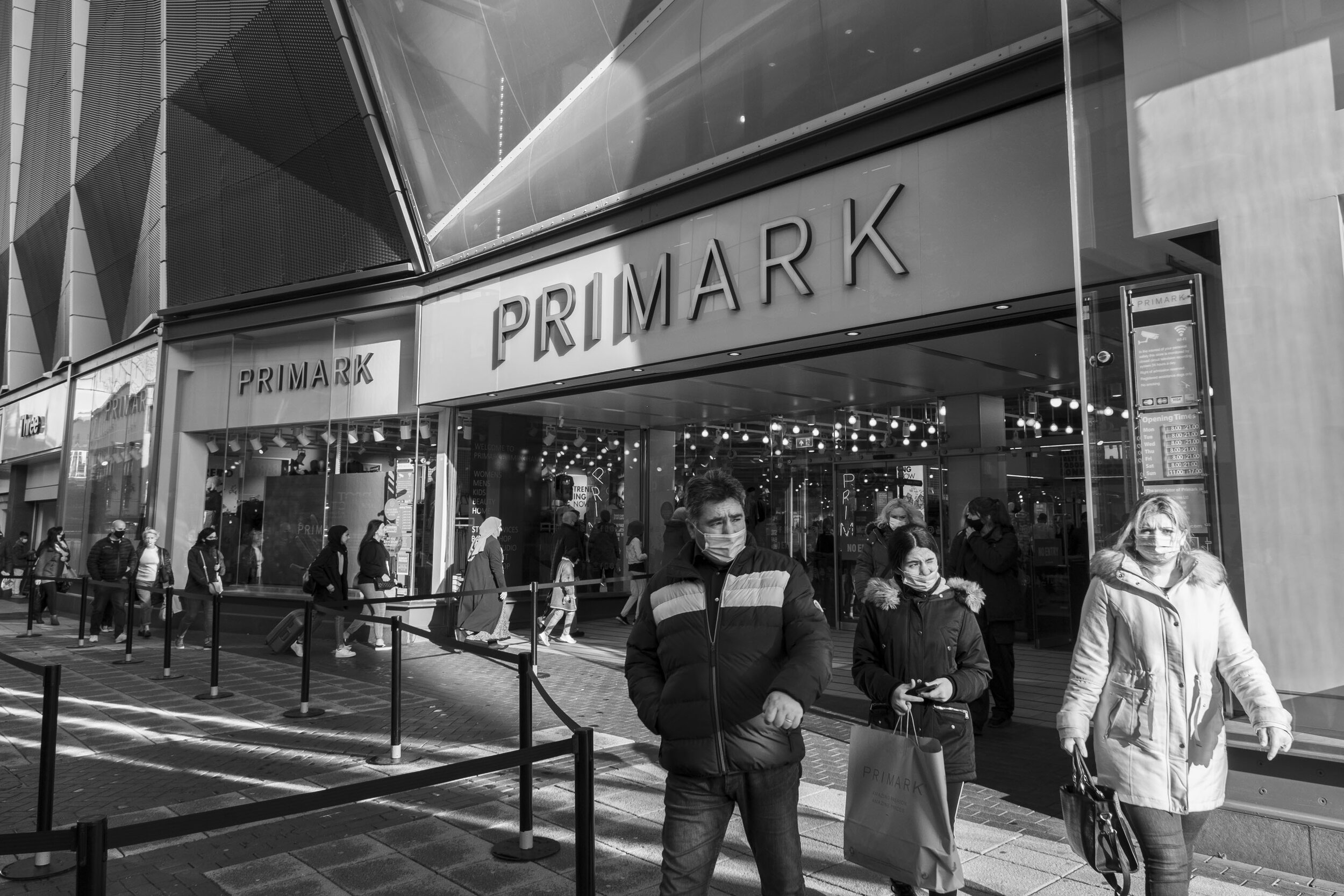  Primark flagship store enjoys busy times as it re-opens as Birmingham is placed into tier two. October 2020. City Centre. 