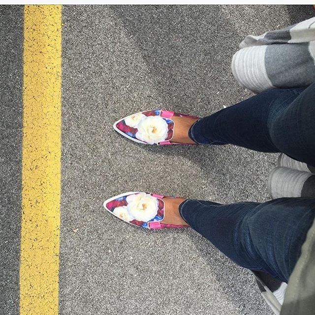 Today's #shoesday moment is brought to you by @knitsbynikki rockin these uber cute @tedbaker_ #slideons || How apropro for #spring17 || From The Bottom Up!&trade;