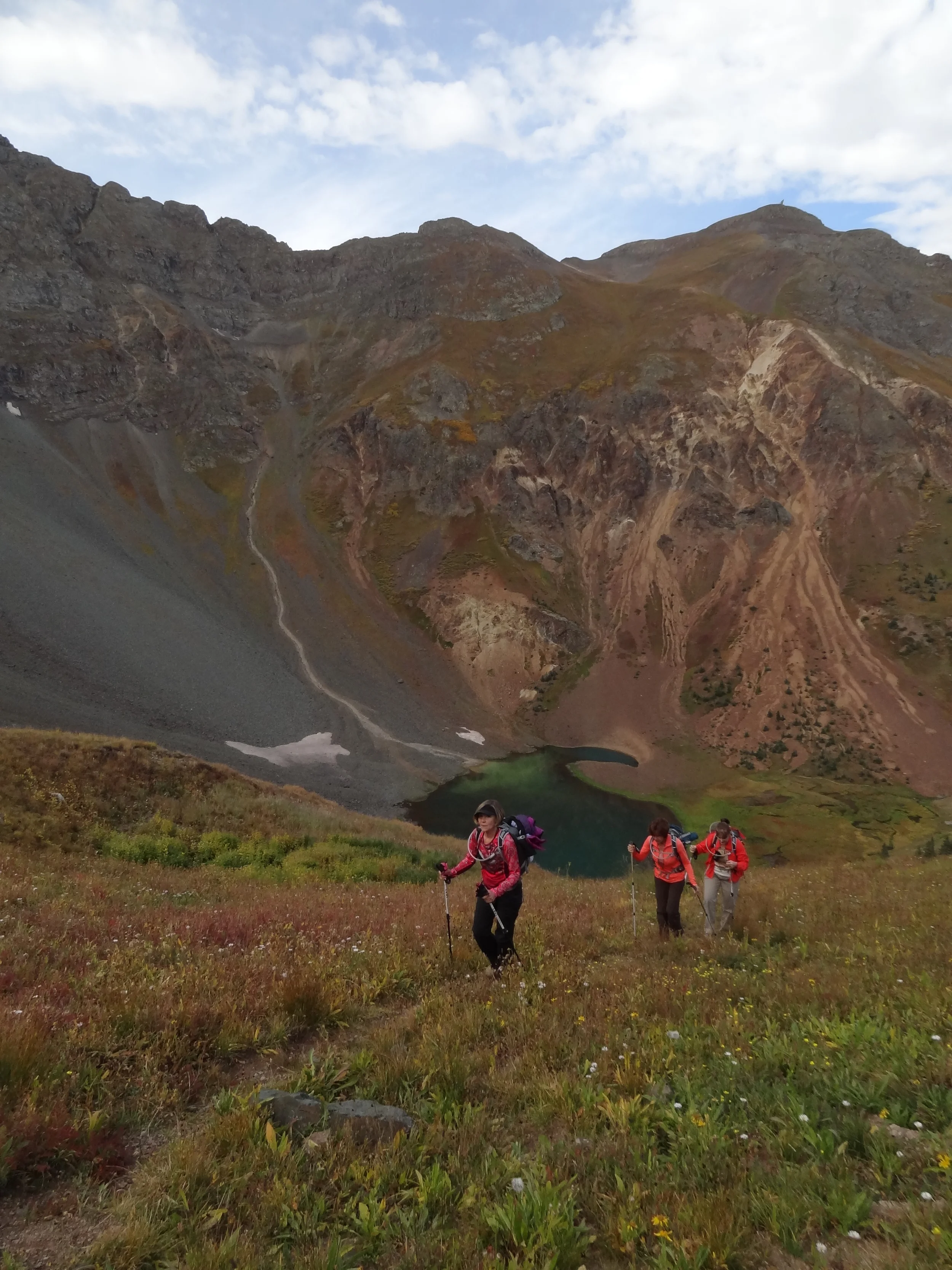 Jane Marie, Angela and Gina heading up the trail.