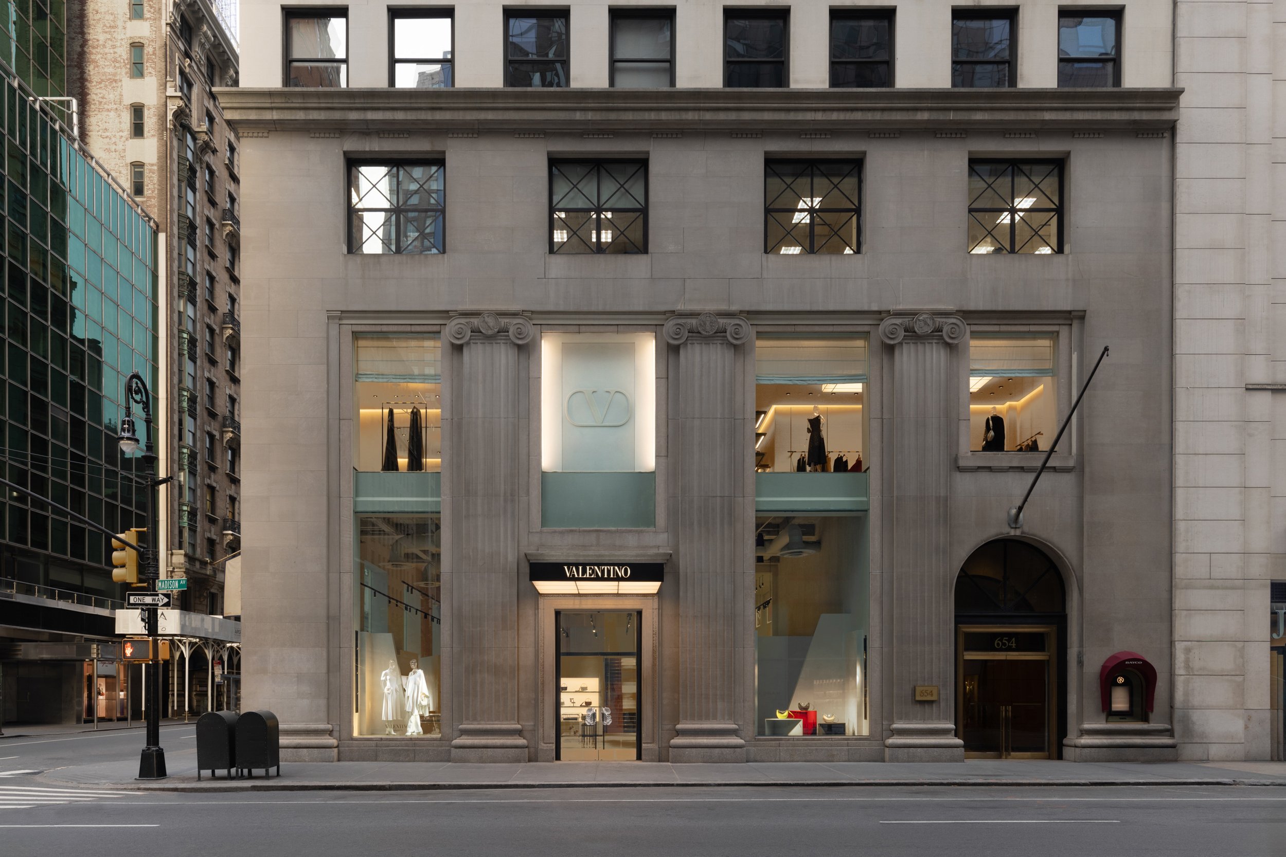       Commissioned   A selection of recent architectural and interior photography commissions, including work for Valentino, Magazzino Italian Art, EssilorLuxottica, Bergdorf Goodman, and Stone Island.     