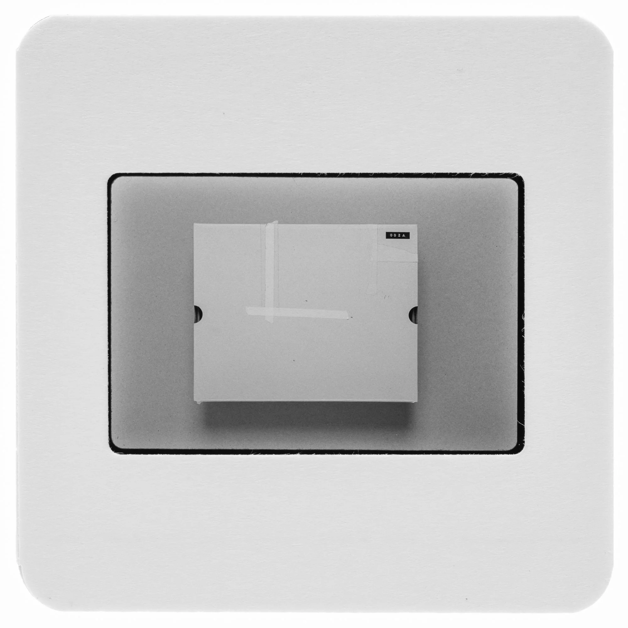     Box 002 (a) – Closed Cup lids (white) 2022 New York      