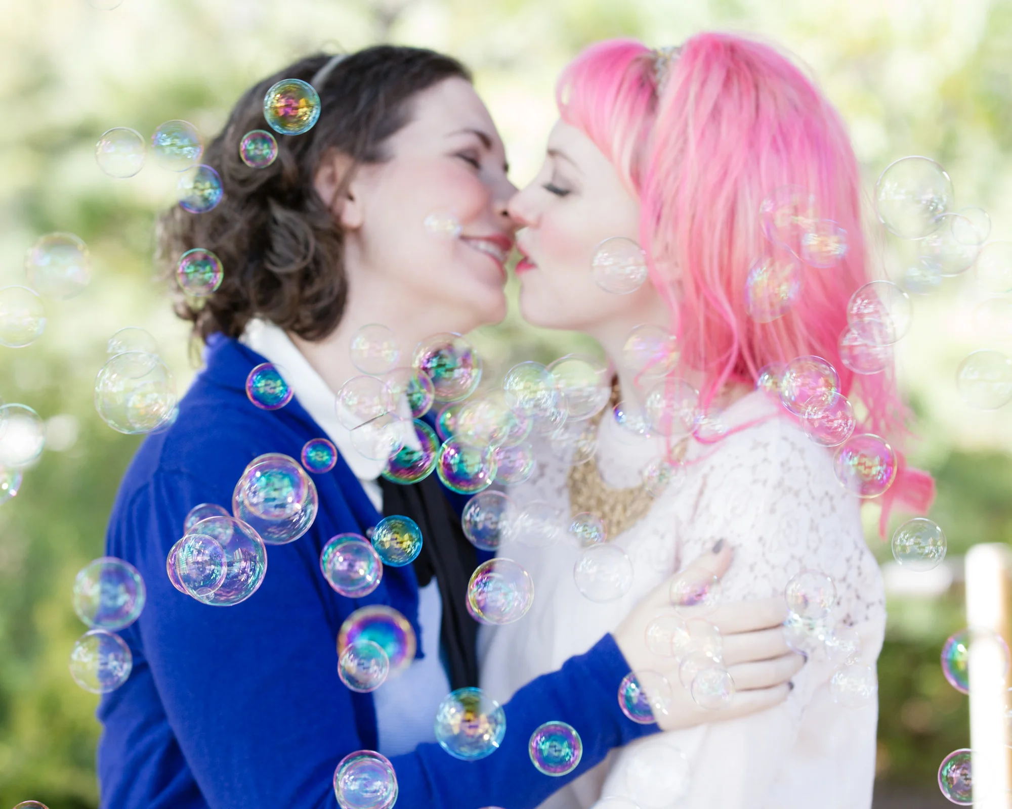 Bubble kiss