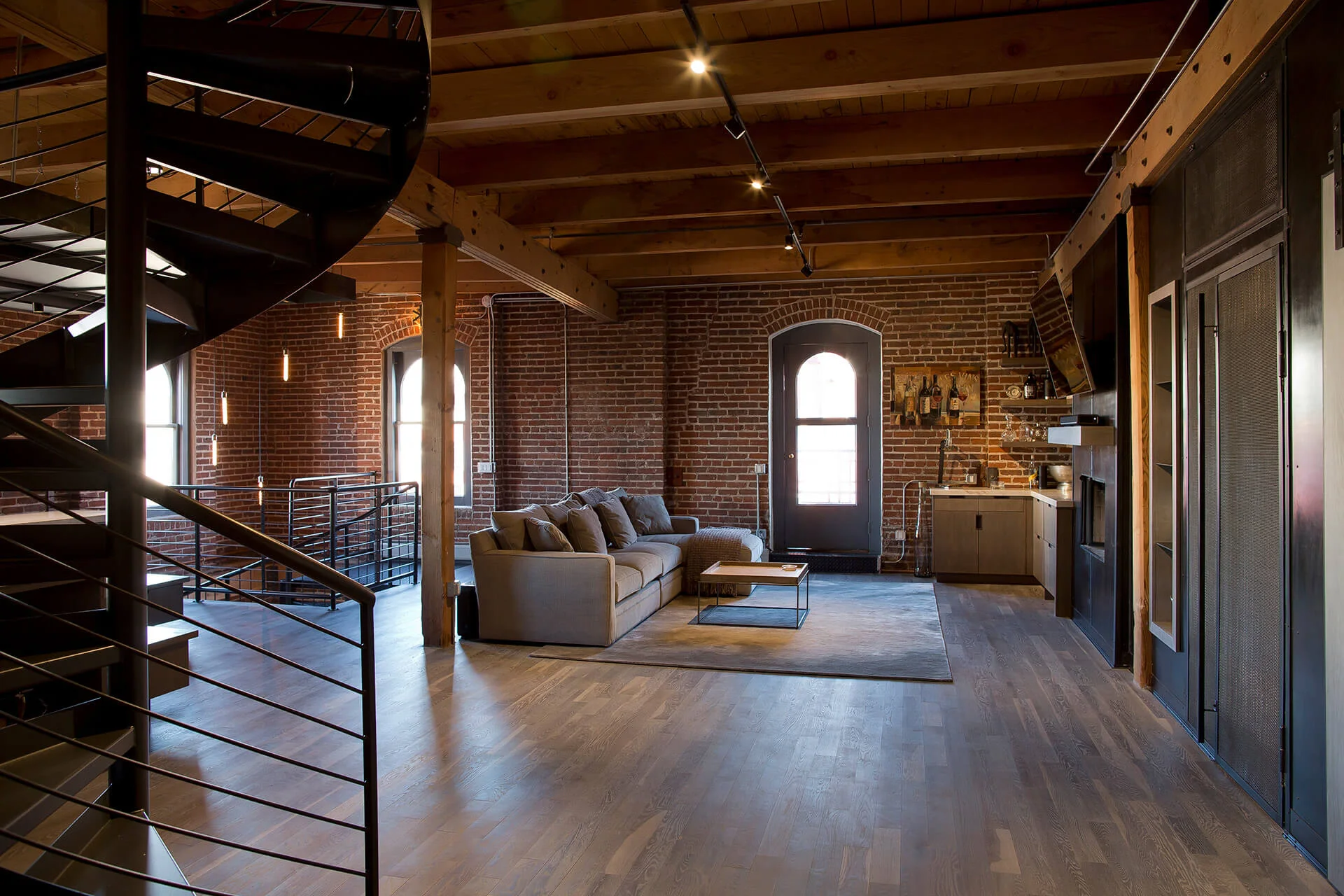 raw_creative_loft_5C7A7181.jpg