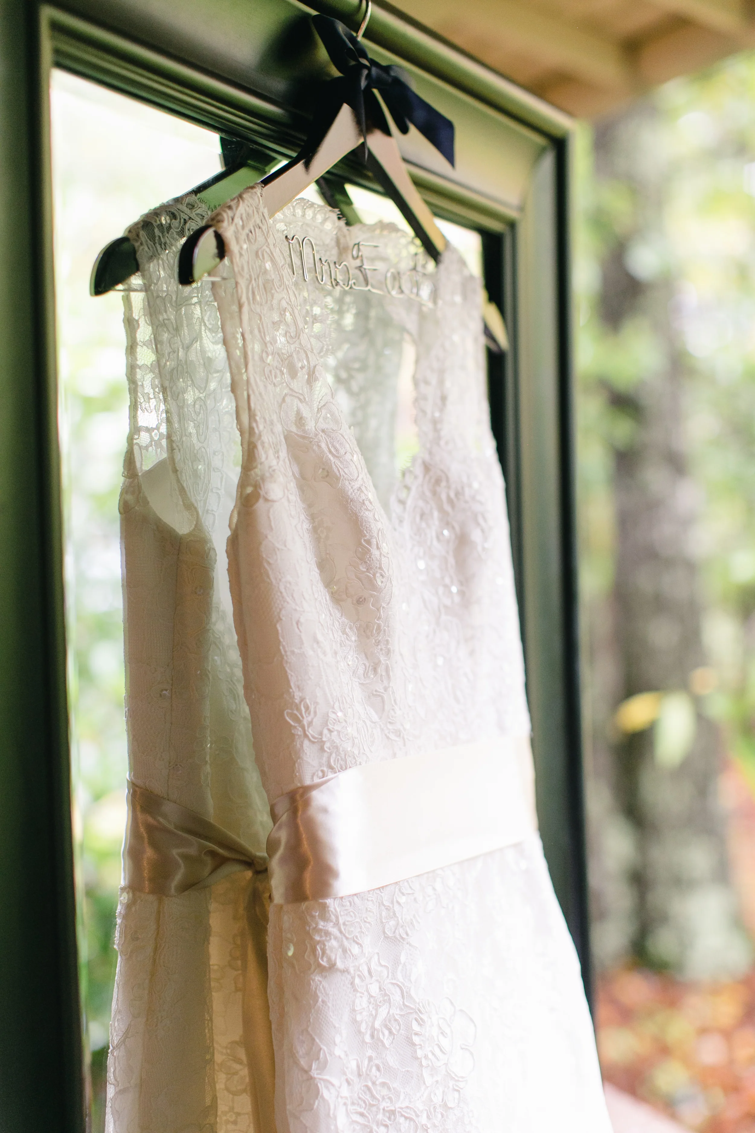 22_Matt&Amy_Wedding_9284.jpg