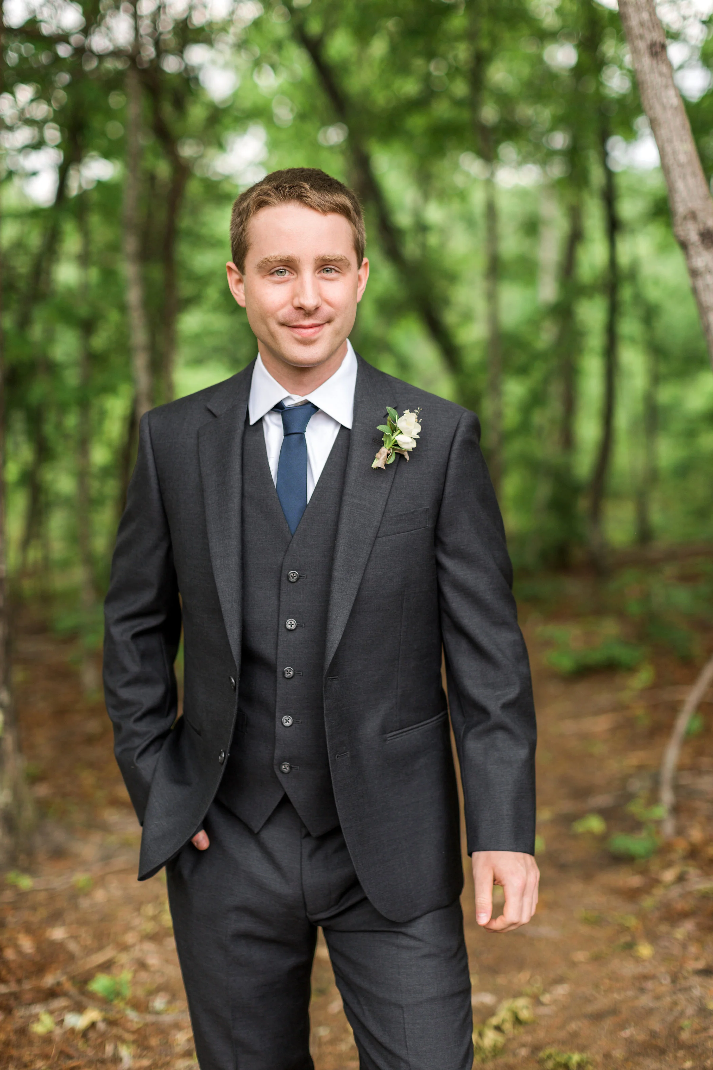 Taylor&RaingeElopement_RusticWhite_029.jpg