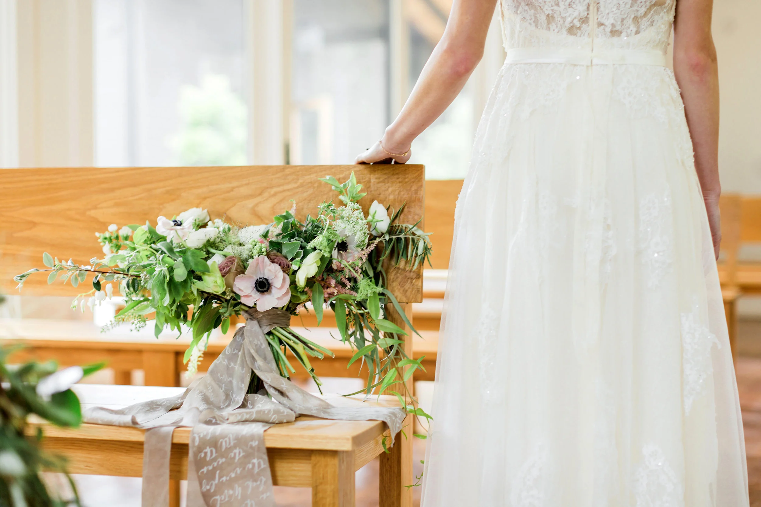 Taylor&RaingeElopement_RusticWhite_045.jpg