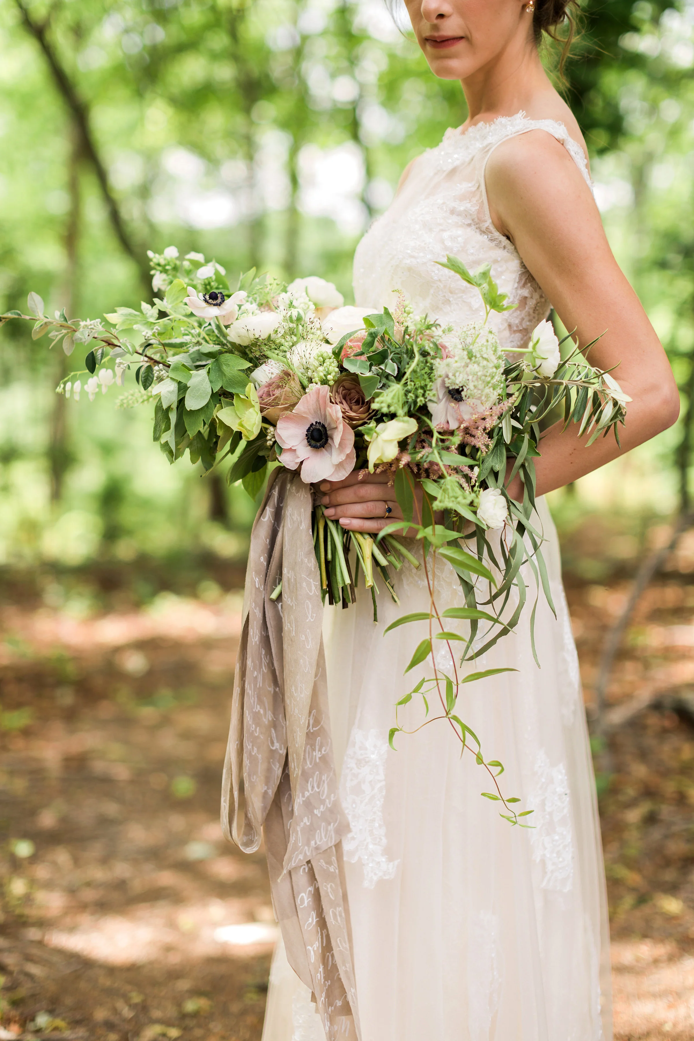 Taylor&RaingeElopement_RusticWhite_054.jpg