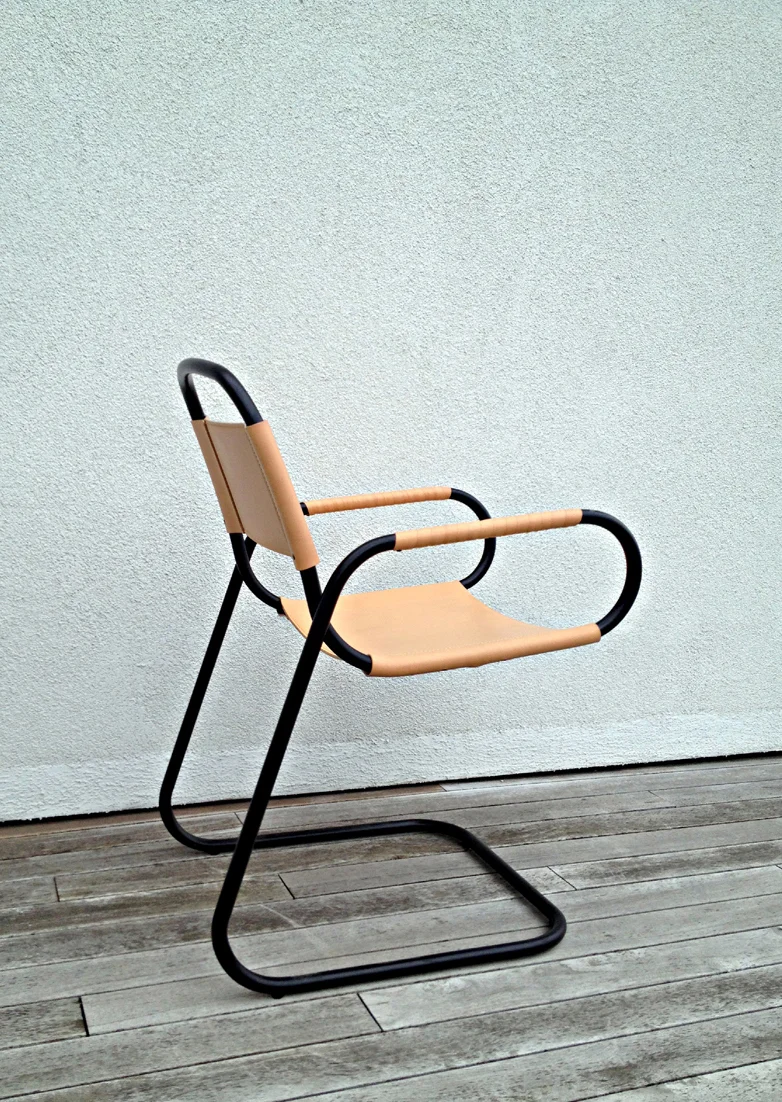REDDOT_MAYBE_CHAIR_ECCO_sedia_ANDREA_BORGOGNI_NINI_LADU_RED_DOT_2013_20128.jpg