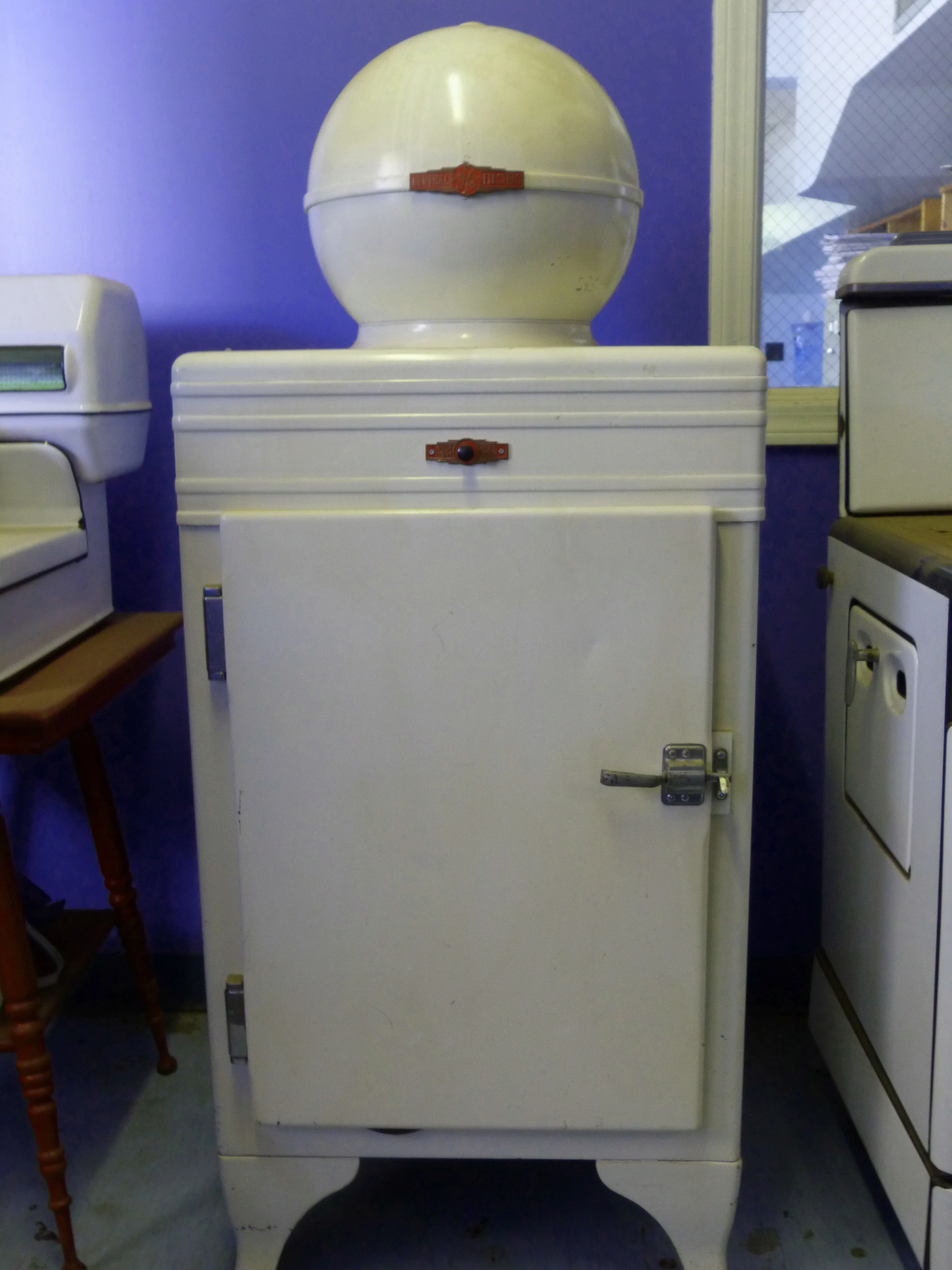 fridge