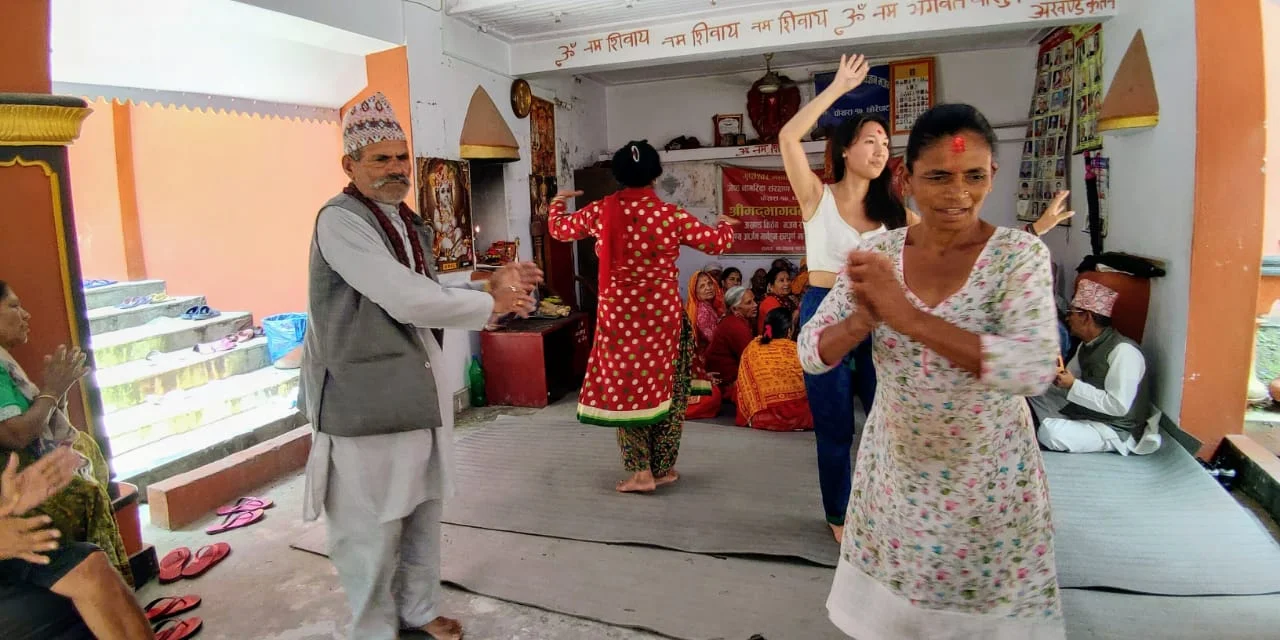 Letting Go of I - Why Everyone Needs to Visit Nepal: Lessons from a First-time Spiritual Tourist&nbsp; 