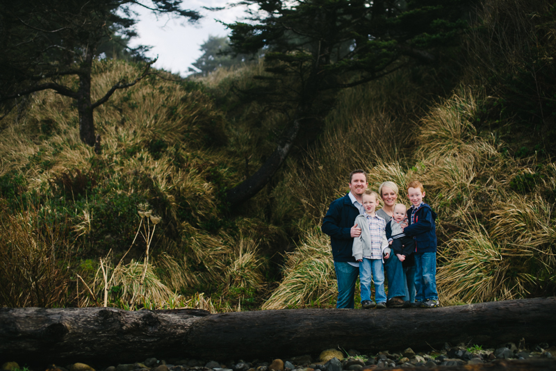 hug-point-oregon-beach-family (2).jpg