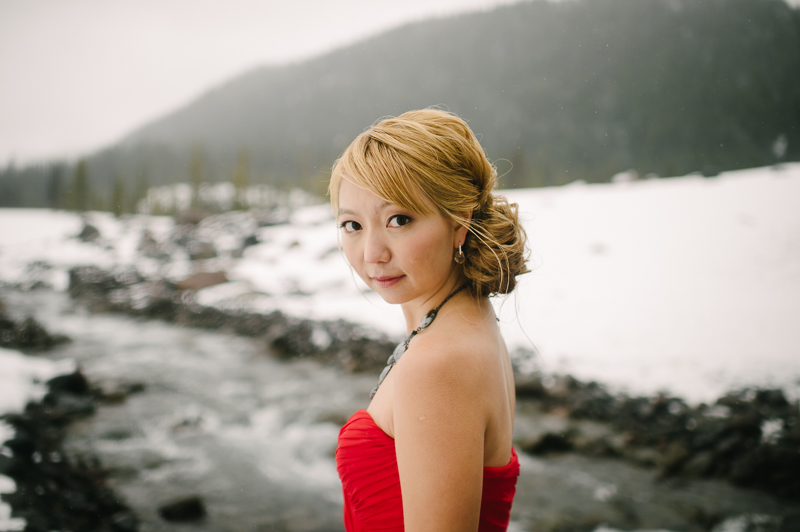 mt-hood-bridal-portraits-011.jpg