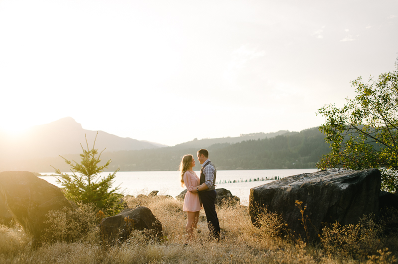 columbia-gorge-engagement-019.jpg