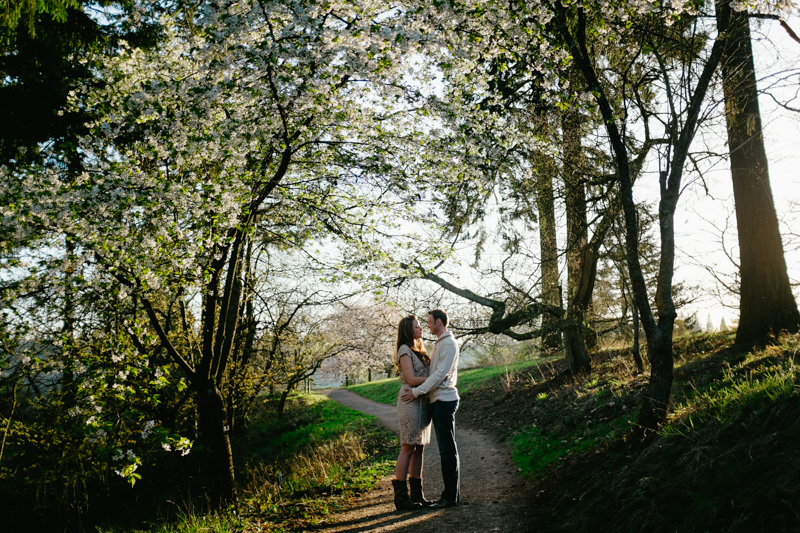 hoyt-arboretum-portland-engagement-024.jpg