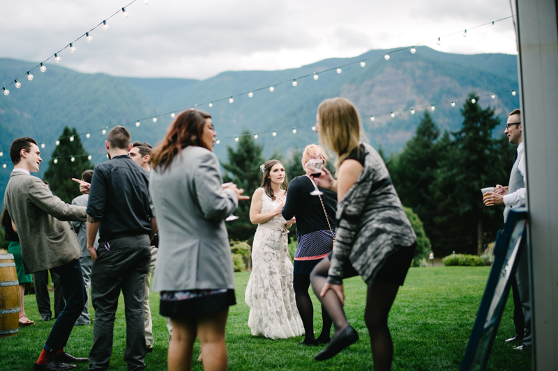 wind-mountain-ranch-washington-wedding-055.jpg