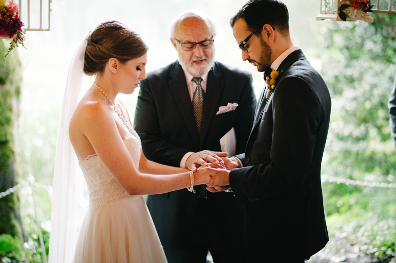 bridal-veil-lakes-oregon-wedding-031.jpg