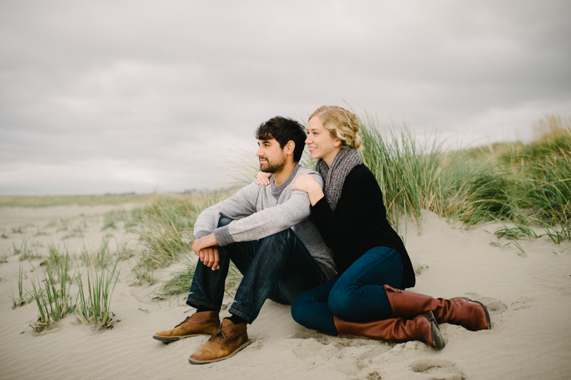 oregon-coast-seaside-engagement-25.jpg