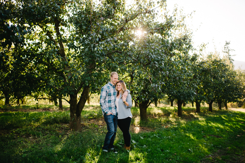 hood-river-engagement-session-11.jpg