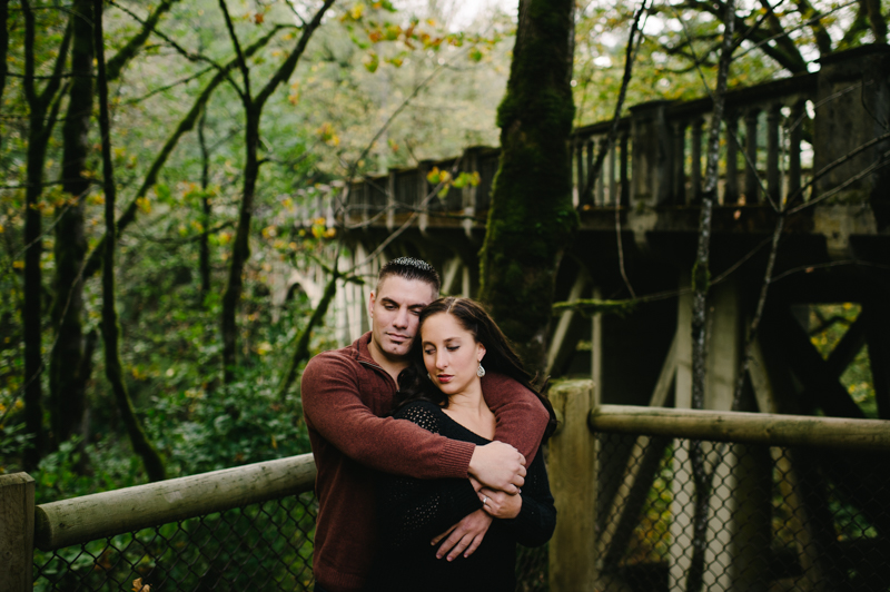 latourell-falls-oregon-engagement-012.jpg