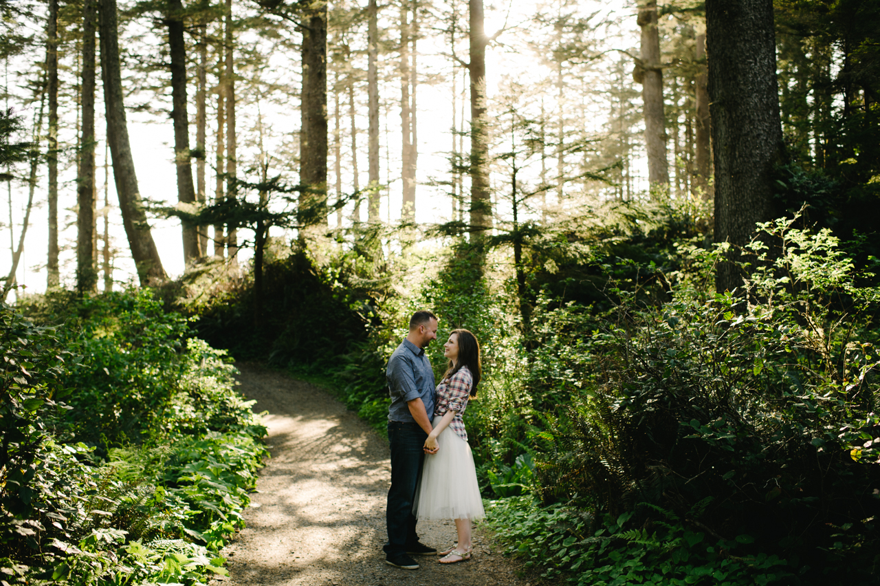 oswald-west-engagement-oregon-coast-008.jpg