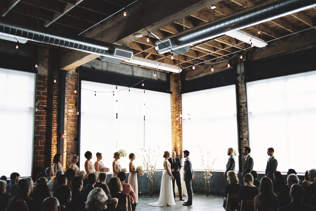 leftbank-annex-film-portland-wedding-003.jpg