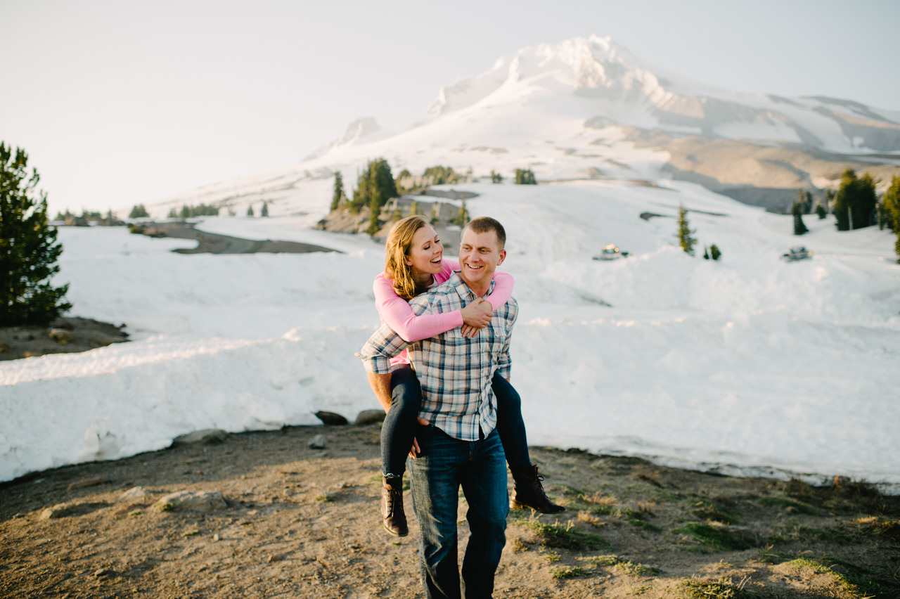 timberline-lodge-oregon-engagement-023.jpg