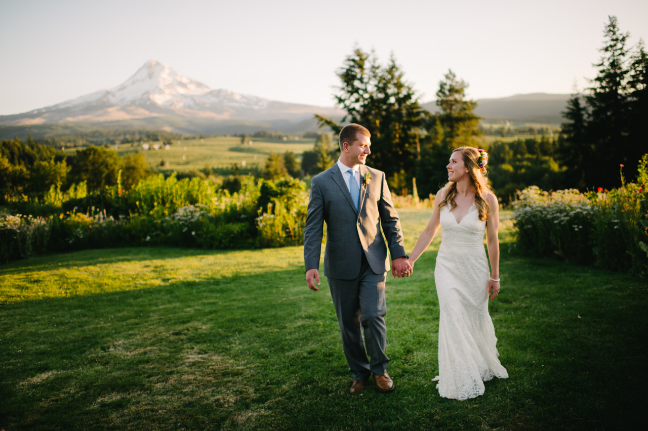 oregon-mt-hood-organic-farms-wedding-101.jpg