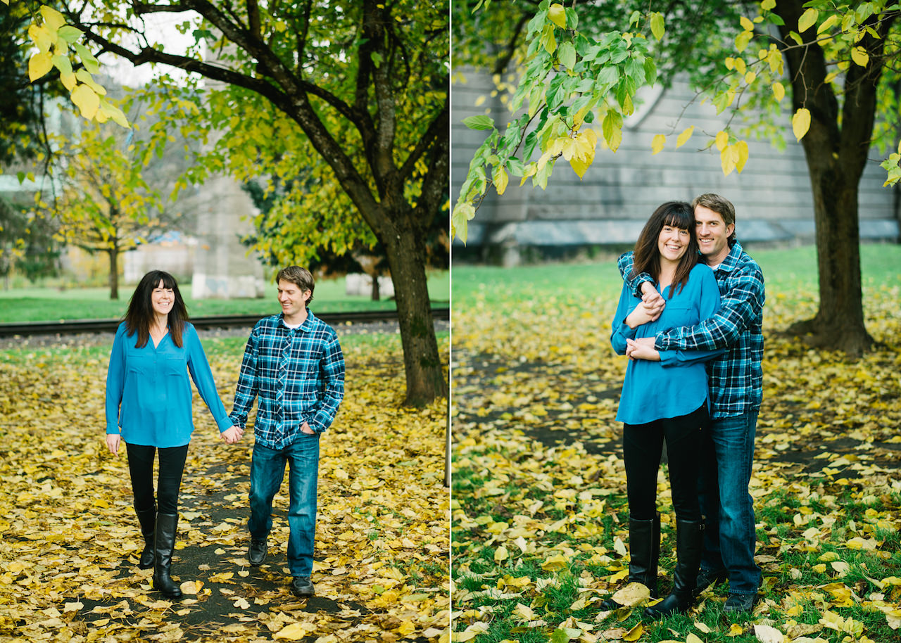fall-cathedral-park-engagement-02.jpg
