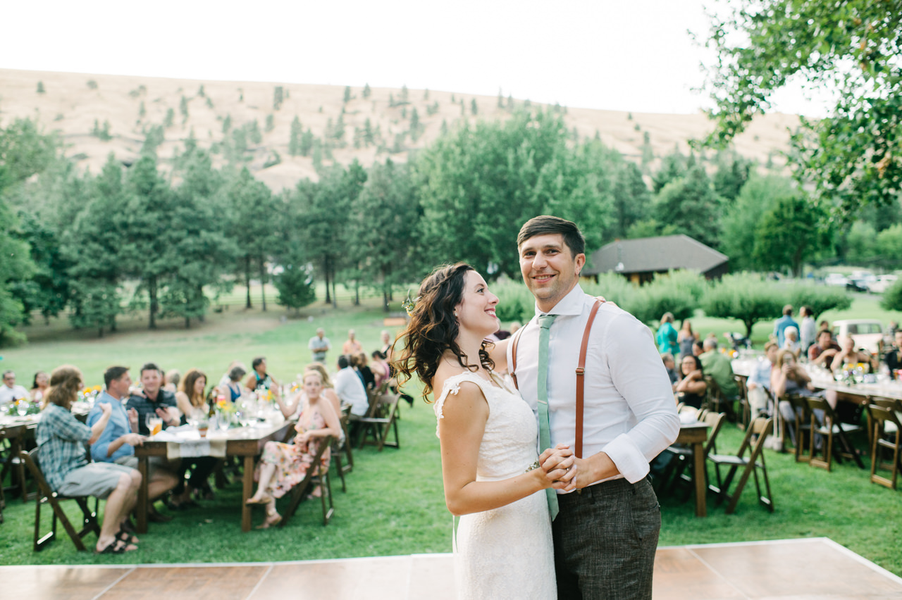 the-dalles-columbia-gorge-backyard-wedding-106.jpg