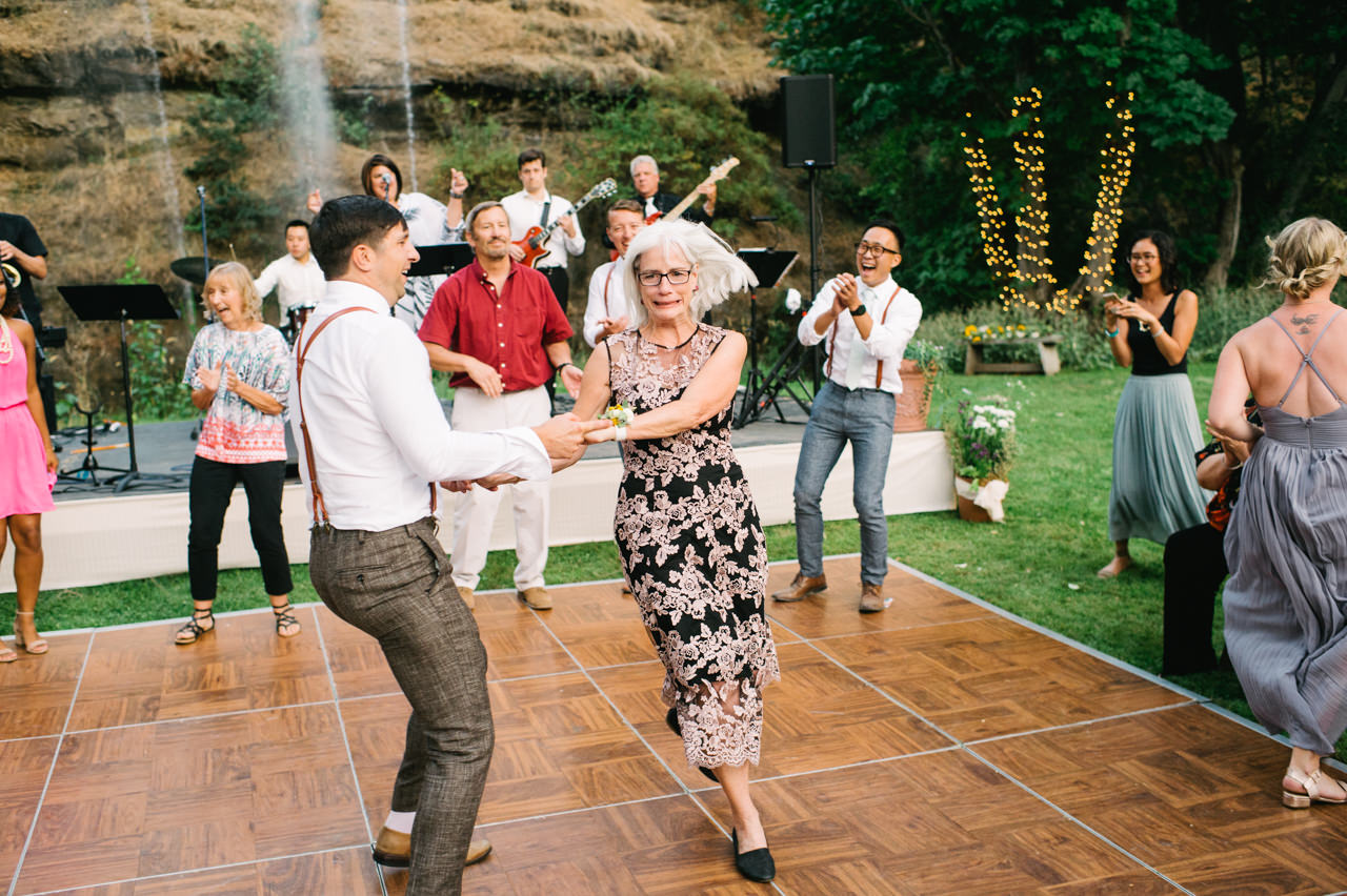 the-dalles-columbia-gorge-backyard-wedding-109.jpg