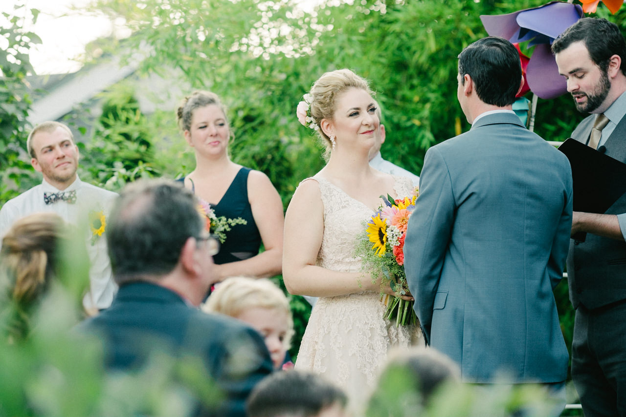 backyard-vancouver-washington-wedding-052.jpg