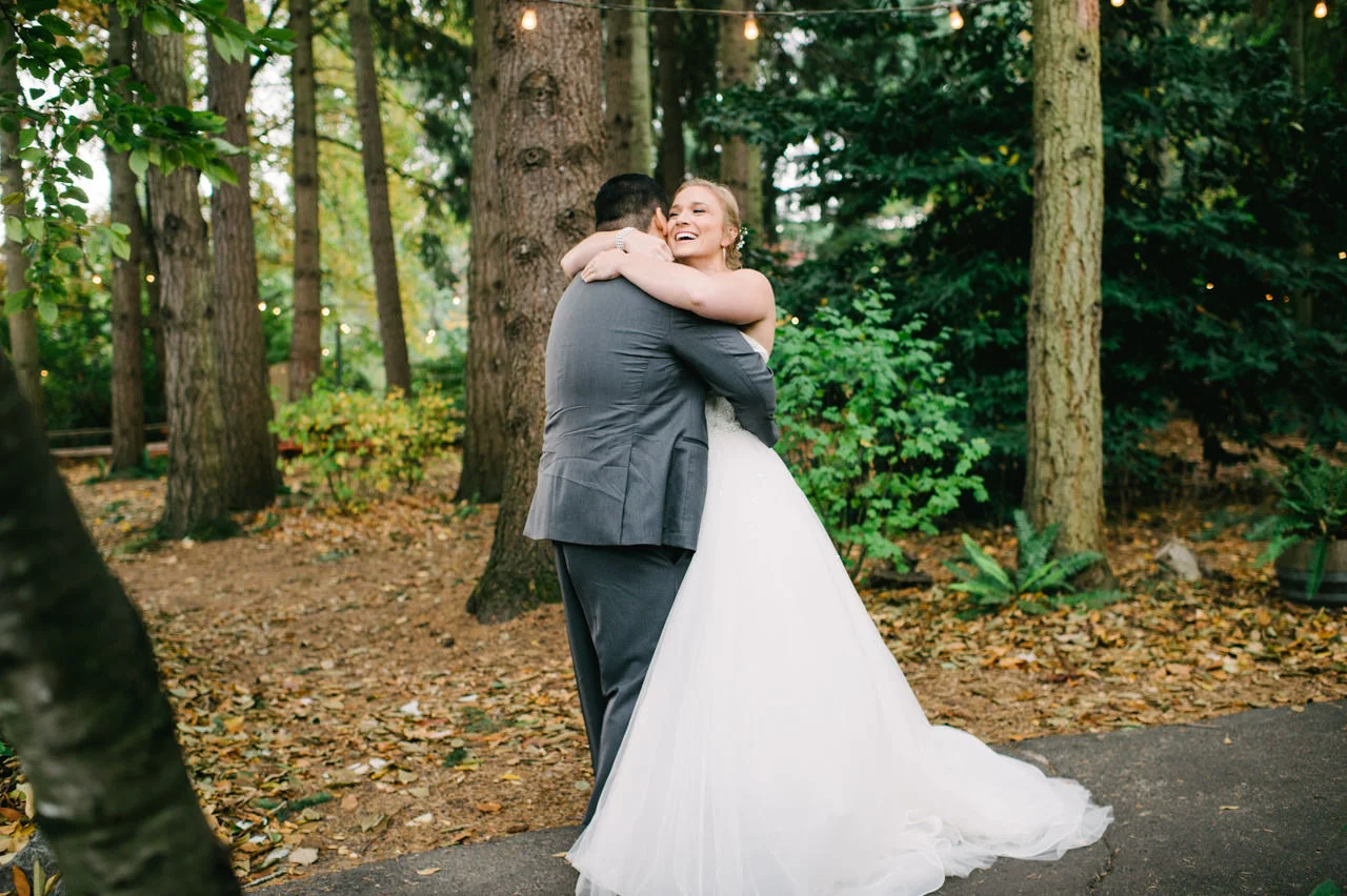 mcmenamins-cornelius-pass-wedding-037.jpg