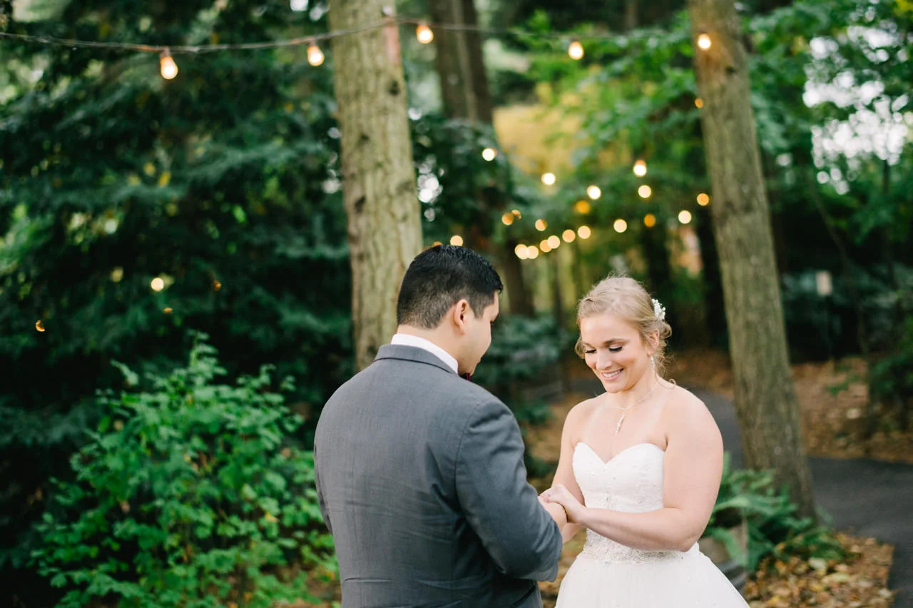 mcmenamins-cornelius-pass-wedding-039.jpg