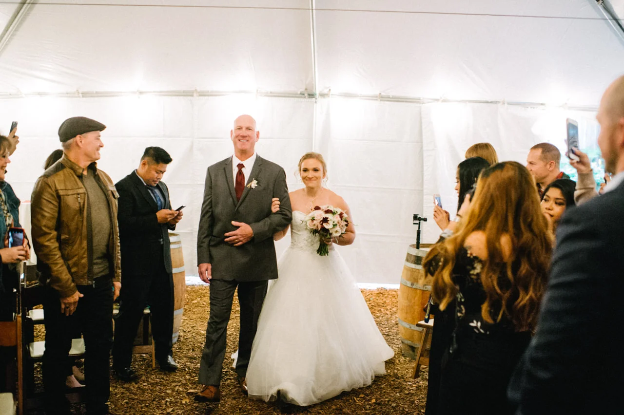 mcmenamins-cornelius-pass-wedding-053.jpg