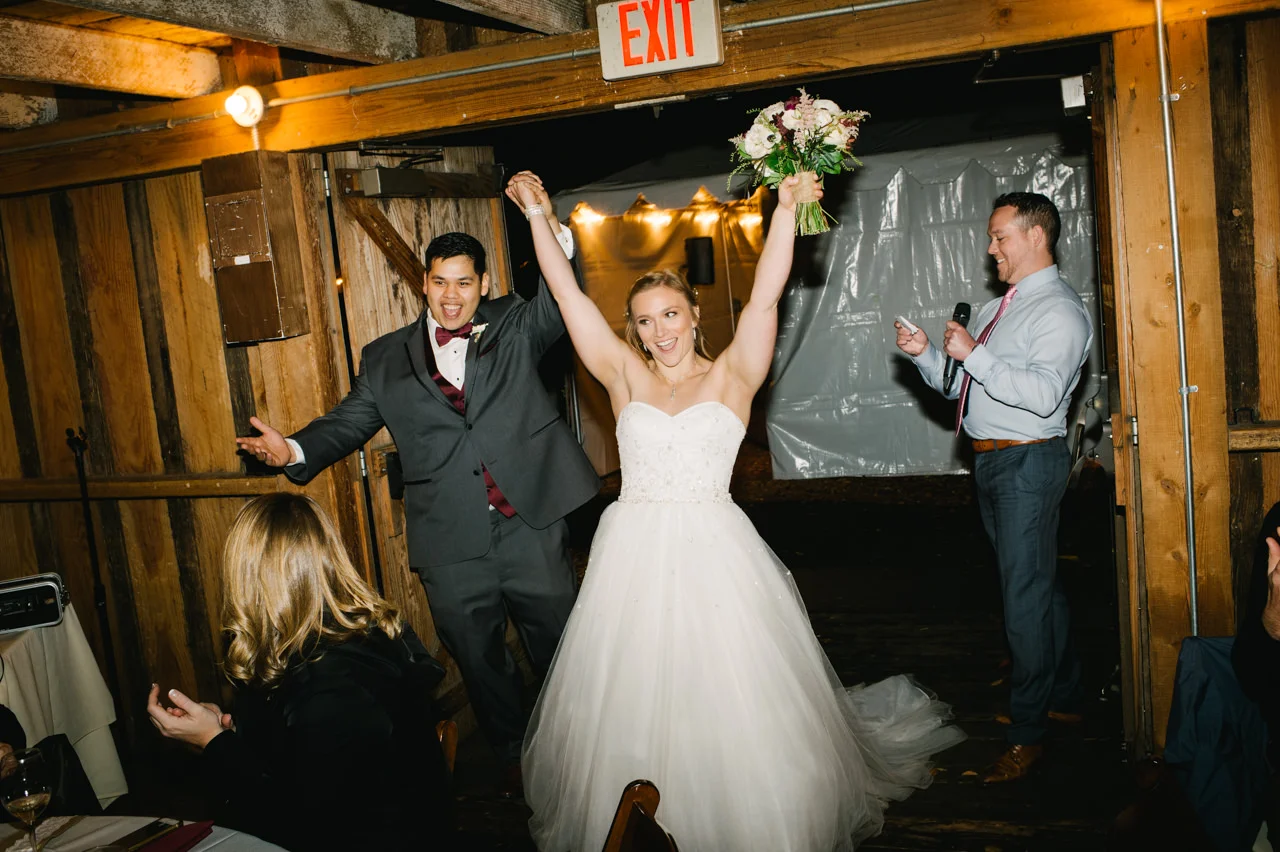 mcmenamins-cornelius-pass-wedding-068.jpg