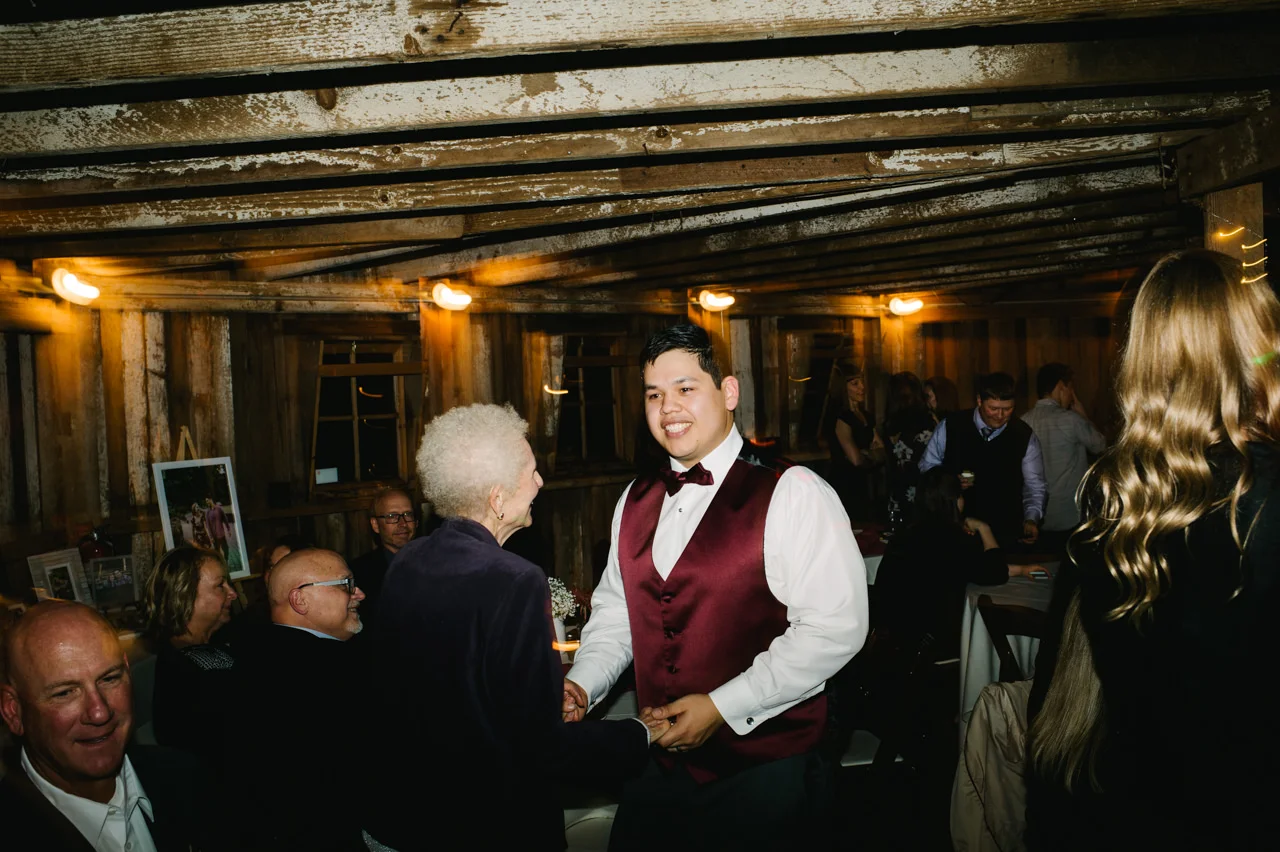 mcmenamins-cornelius-pass-wedding-099.jpg