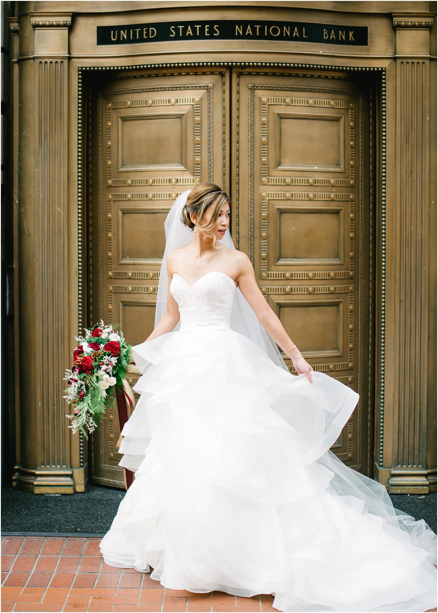 elysian-ballroom-portland-wedding-030a.jpg